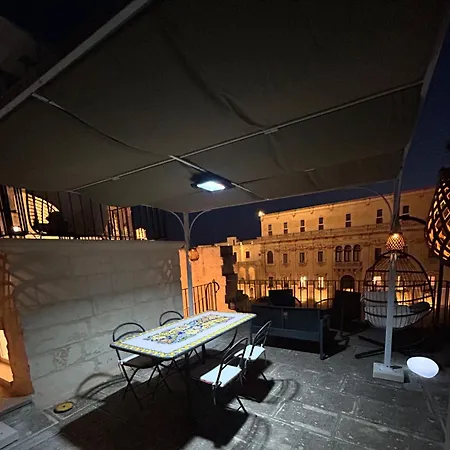 Palazzo Lanzilao's Affittacamere Lecce